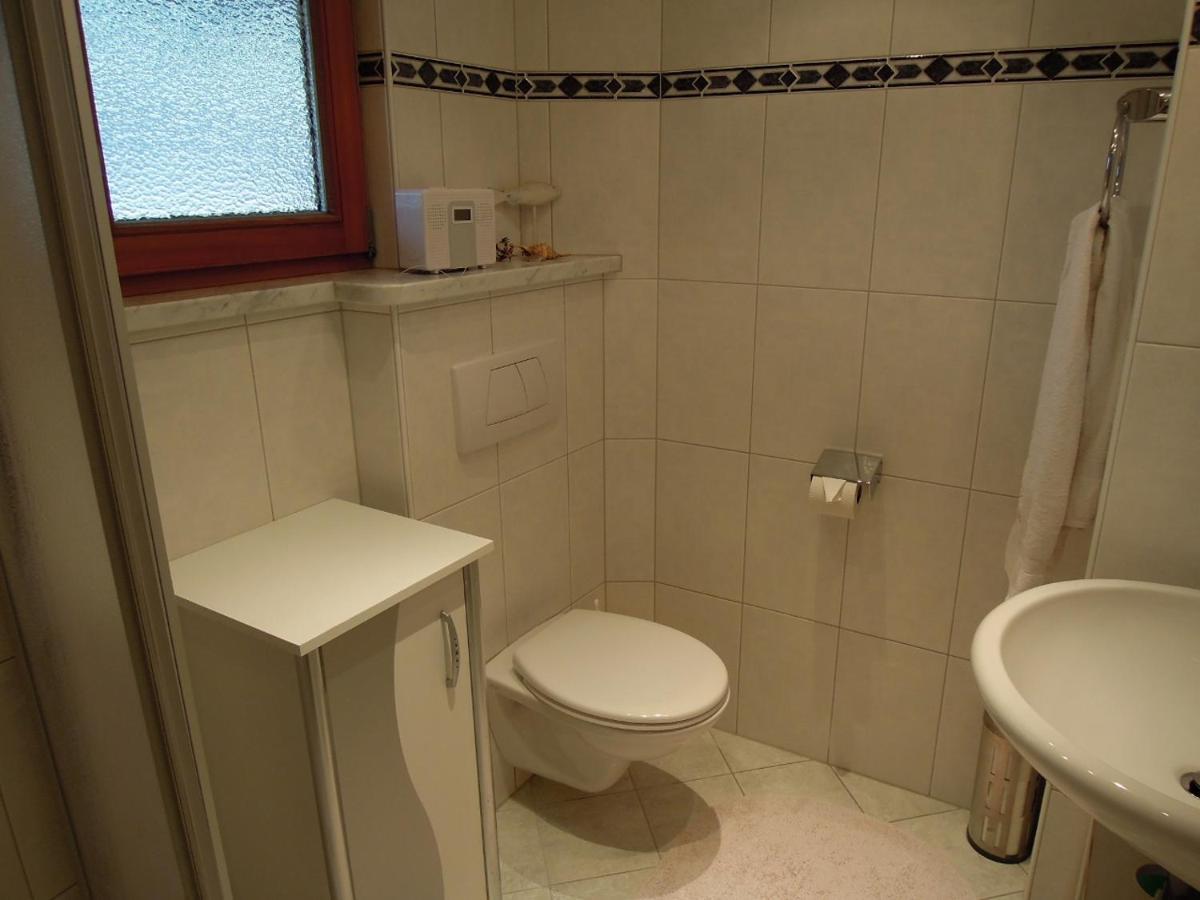 Haus Heimfrieden Apartment เบิร์ชเทสกาเดน ภายนอก รูปภาพ